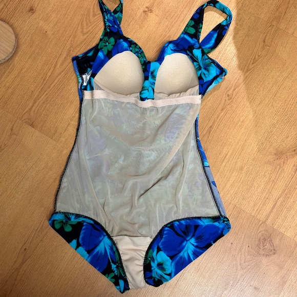 Azul full piece bathing suit - Picture 5 of 7